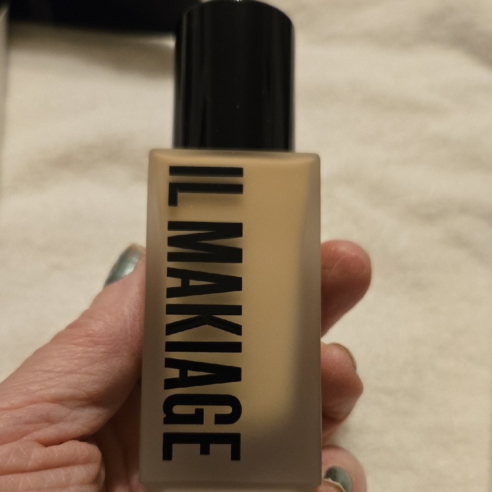 IL MAKIAGE Foundation - Tan Elegance